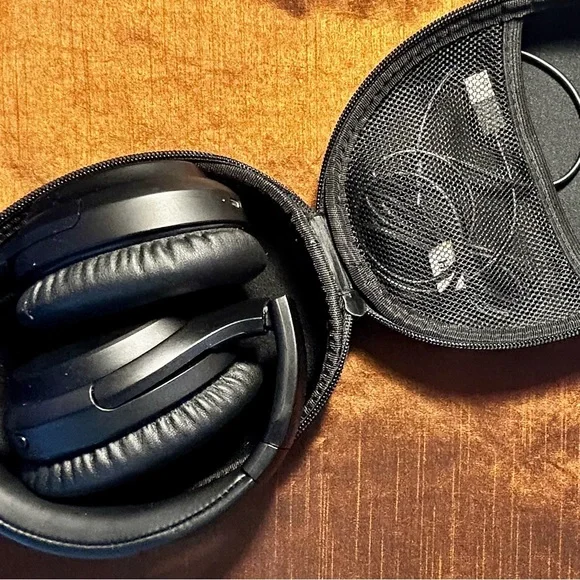 TaoTronics SoundSurge 90 Active Noise Cancelling wireless stereo Headphones - Picture 9 of 9